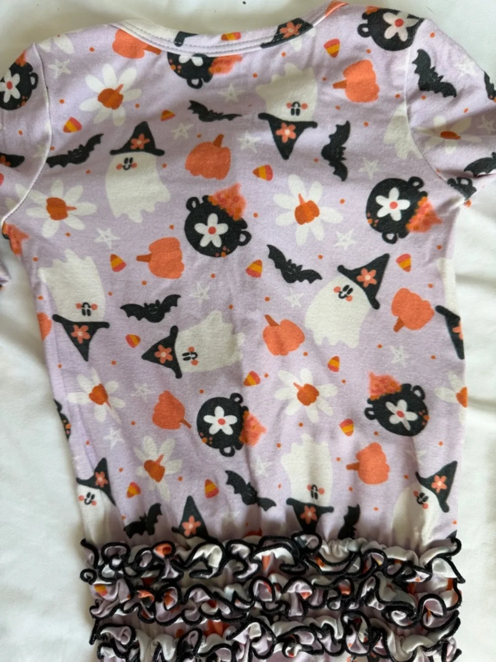 Caden Lane Lavender Halloween Ruffle Footed One-Piece baby girl size size 3-6m